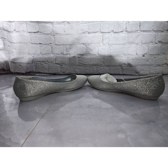 American Eagle Women's Size 5.5 Silver Shimmer Ballet Flat Shoe - Picture 4 of 8